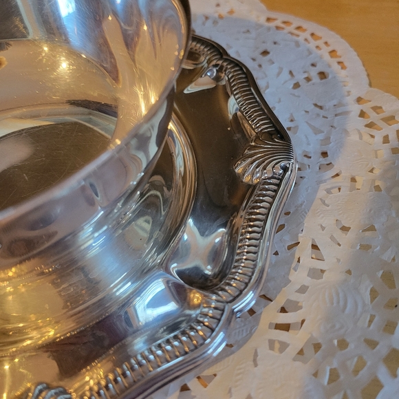 Vintage Gorham Silver Original Gravy Bowl with Attached Underplate - Picture 9 of 9